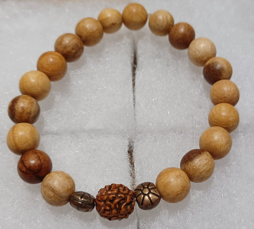 Stretch Bracelet with wood and flower charm
