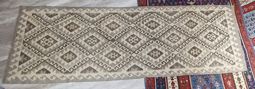 100% Hand Spun Wool Grey and White Runner