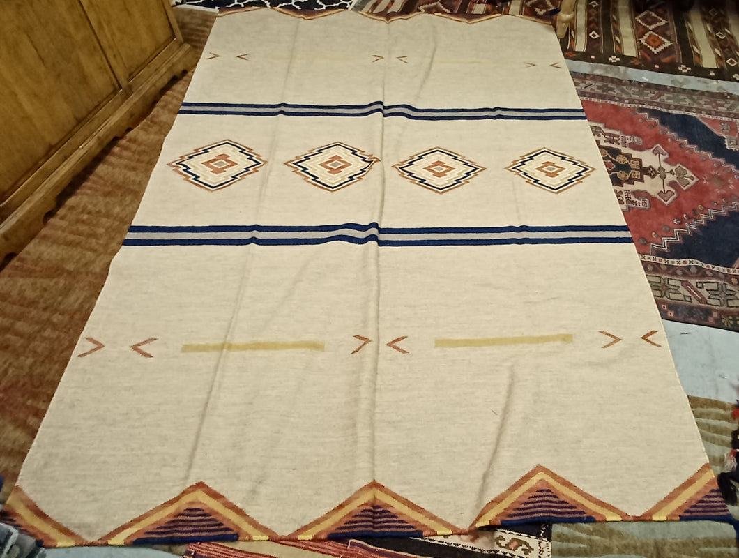 Vibrant Cream with Yellow & Peach Accents Woolen Mills Navajo Style 6'x9' Area Rug